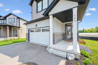 186 JACOB STREET EAST