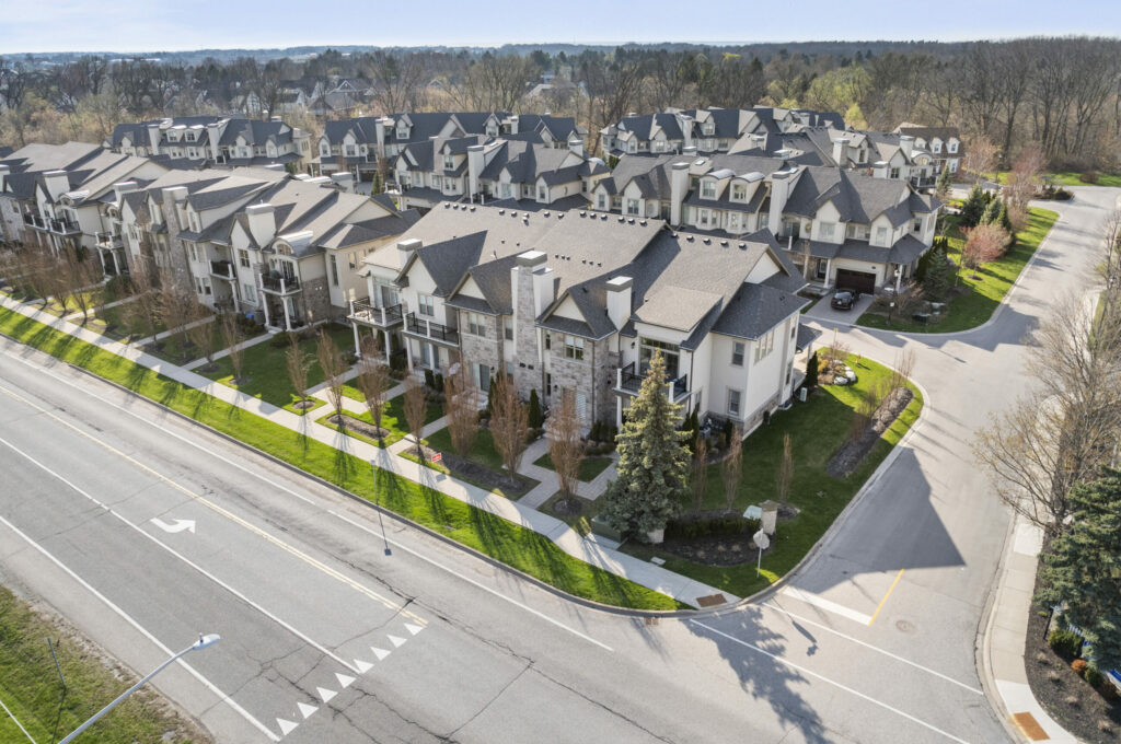 OPEN HOUSE SUN 2-4 at 1 ST ANDREWS LANE SOUTH