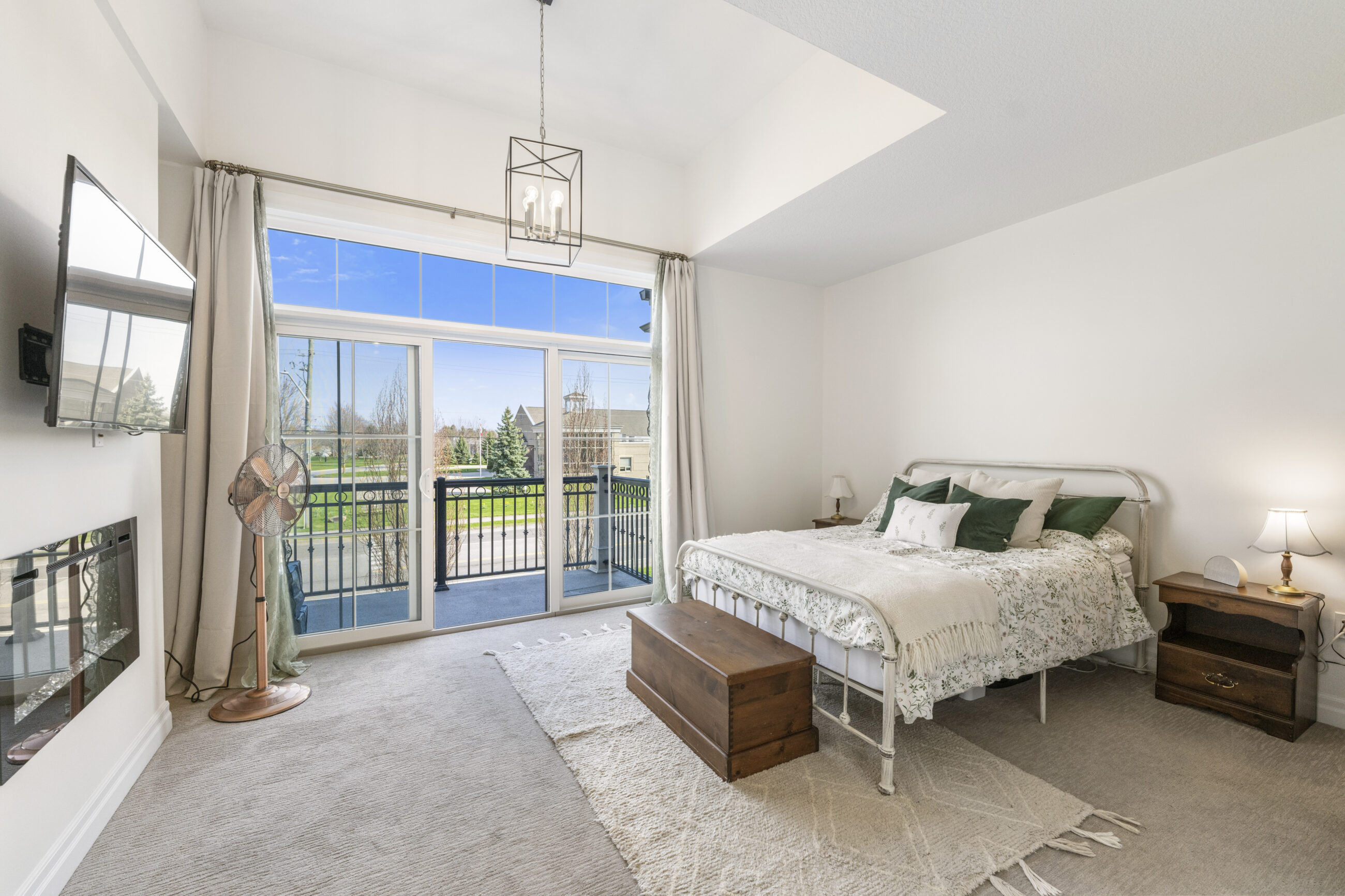 OPEN HOUSE SUN 2-4 at 1 ST ANDREWS LANE SOUTH
