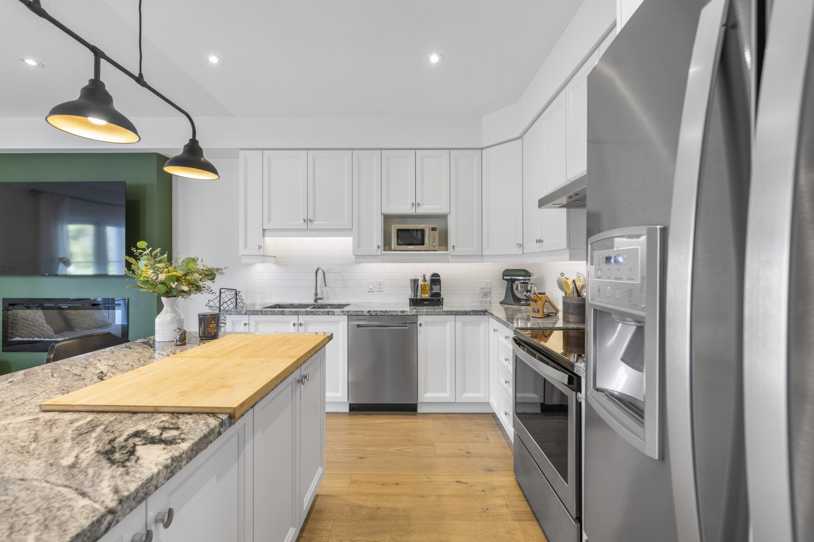 OPEN HOUSE SUN 2-4 at 1 ST ANDREWS LANE SOUTH