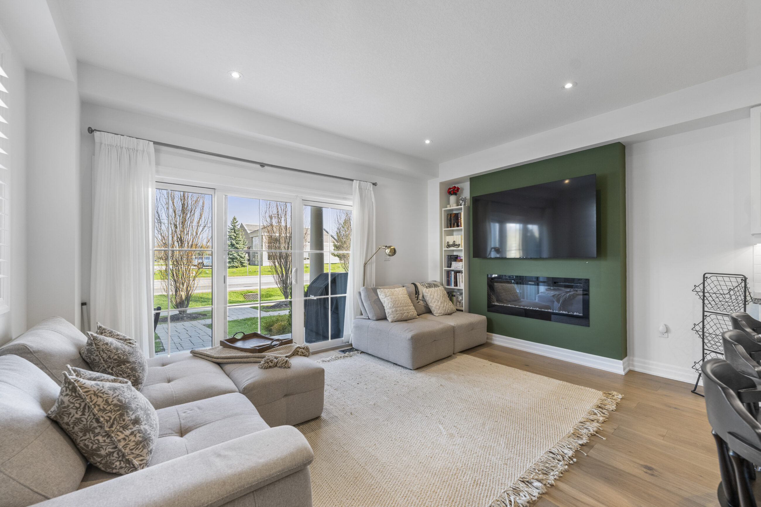 OPEN HOUSE SUN 2-4 at 1 ST ANDREWS LANE SOUTH