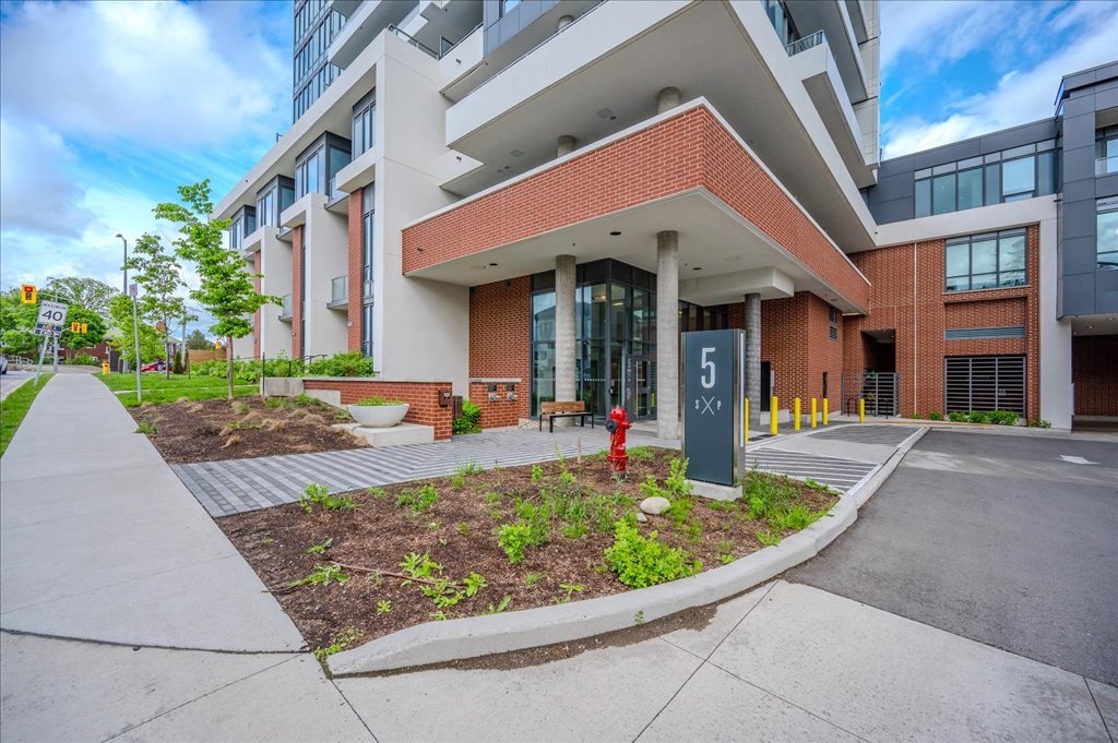 209-5 WELLINGTON STREET, KITCHENER