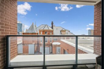 209-5 WELLINGTON STREET, KITCHENER
