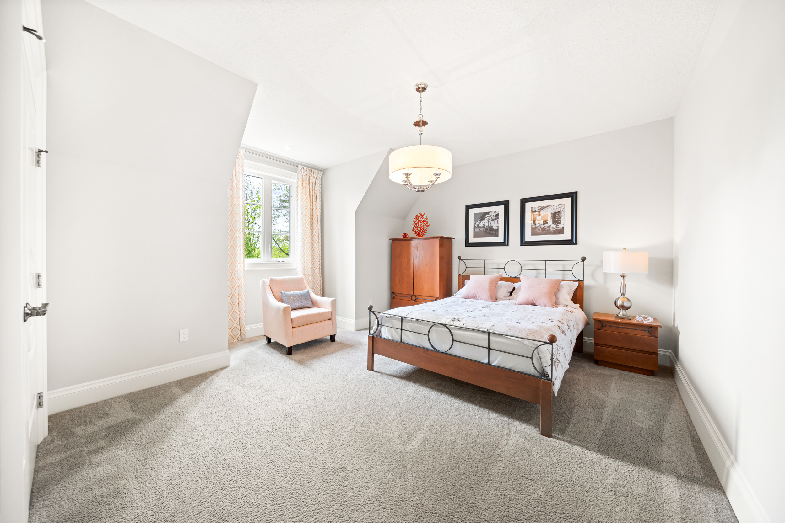 1577 GLOUCESTER ROAD