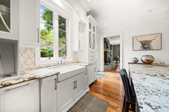 1577 GLOUCESTER ROAD