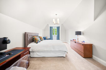 1577 GLOUCESTER ROAD