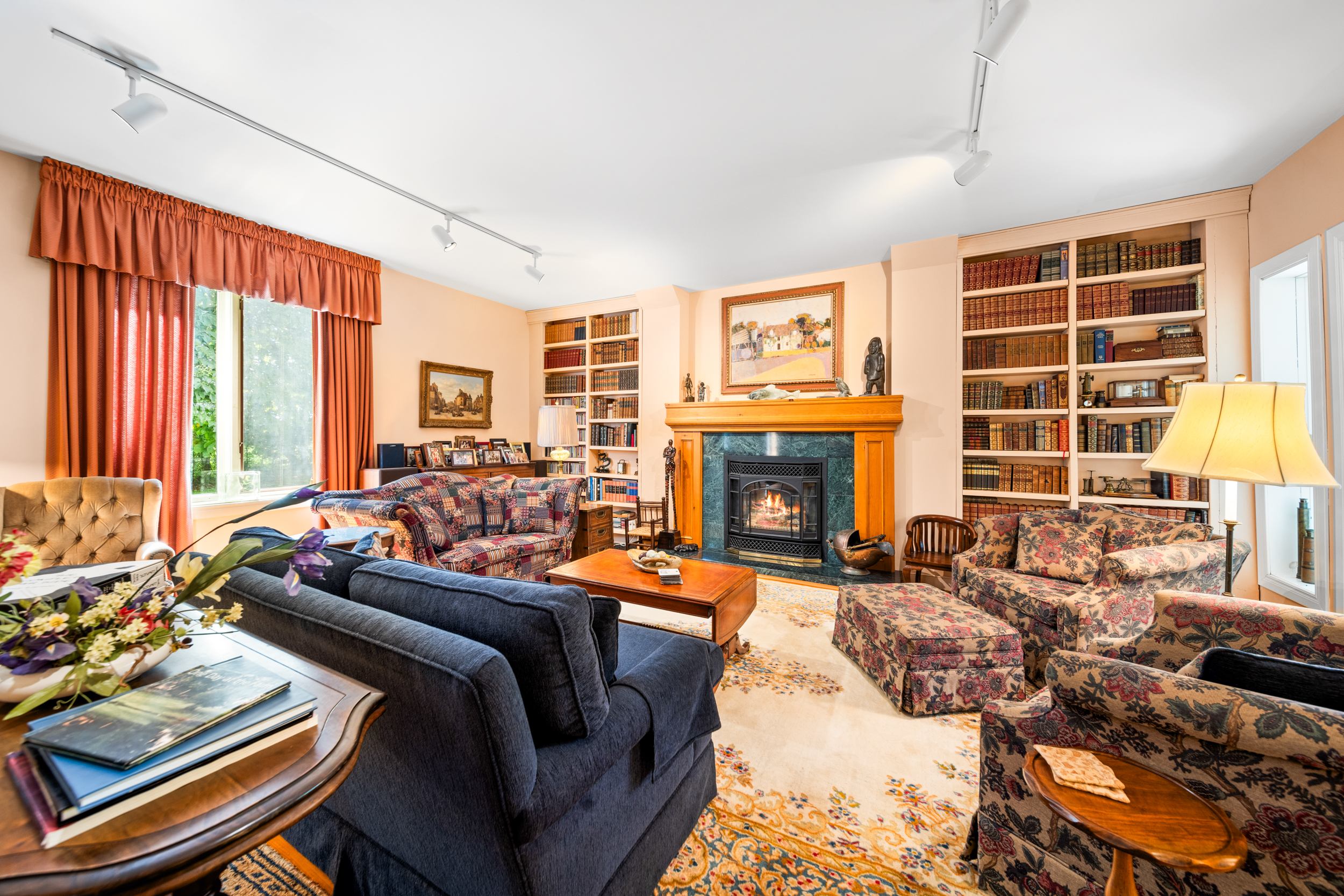 7306 Wellington Road 21, Elora