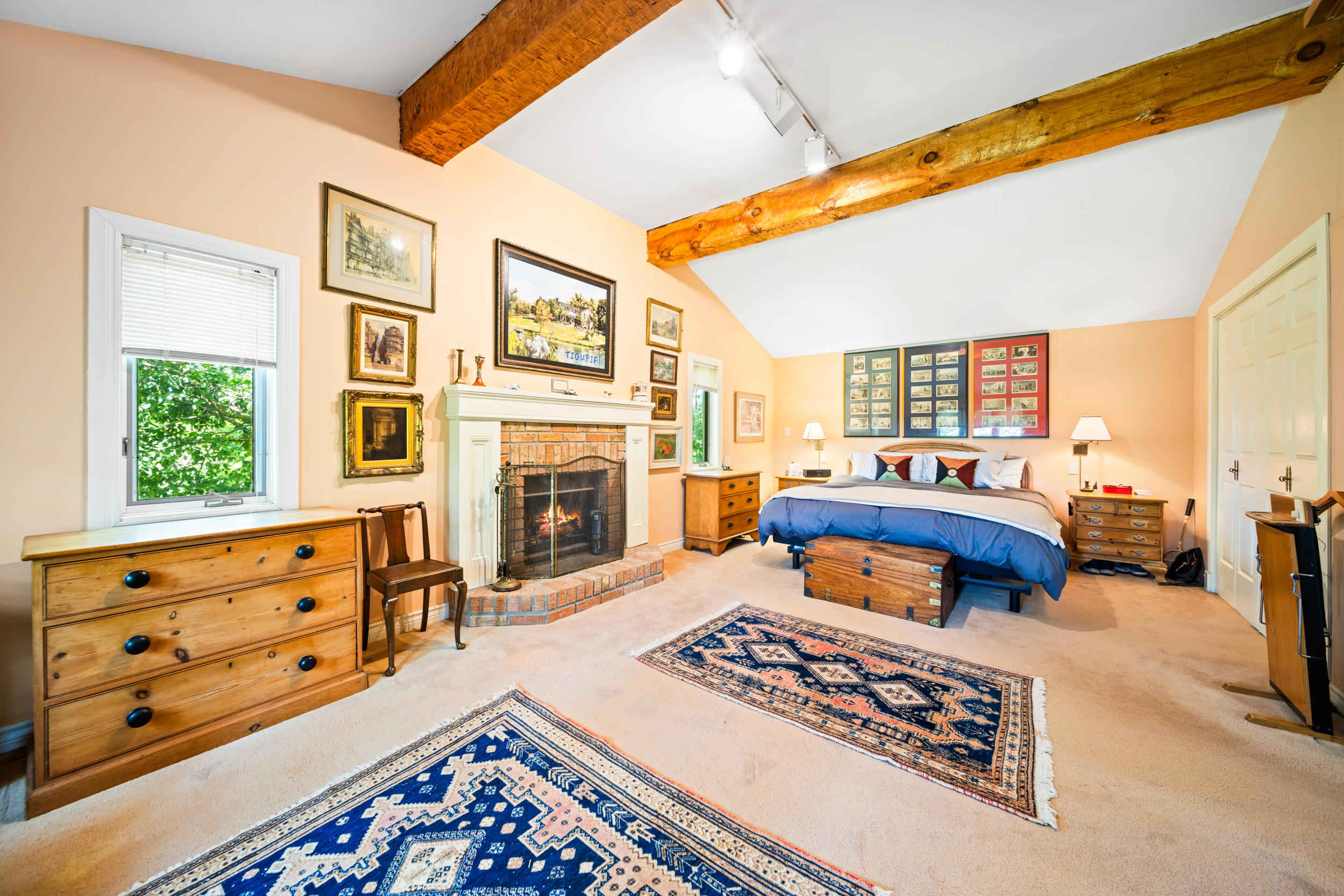7306 Wellington Road 21, Elora