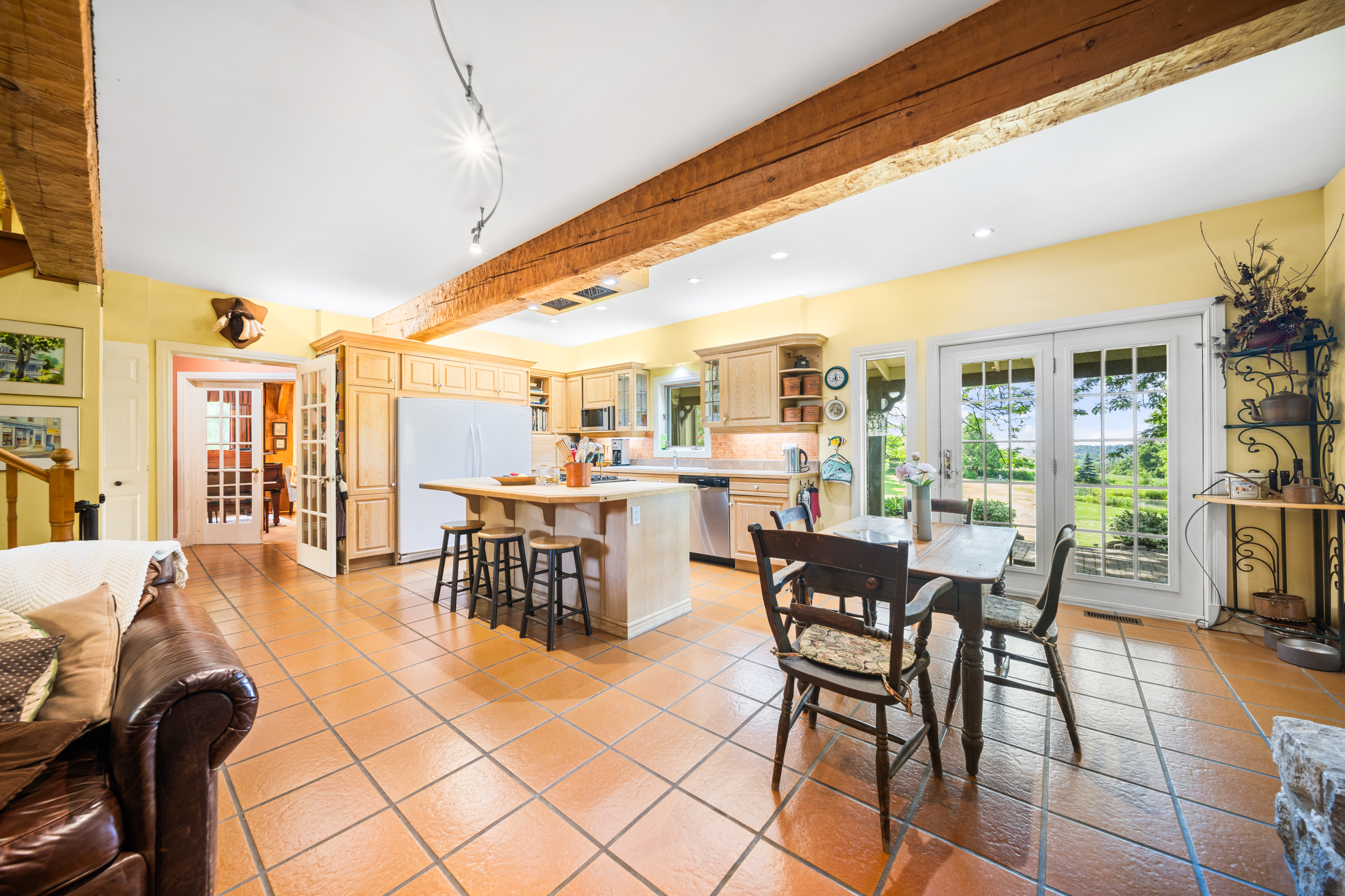 7306 Wellington Road 21, Elora