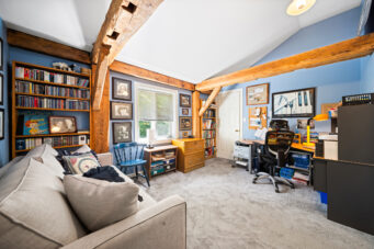 7306 Wellington Road 21, Elora