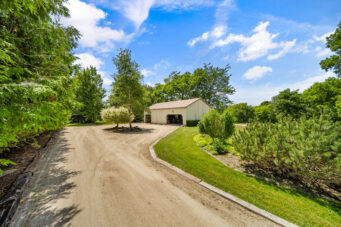 7306 Wellington Road 21, Elora