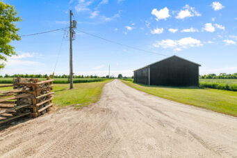 7306 Wellington Road 21