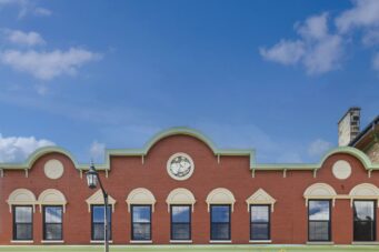 #7-153 Main Street E