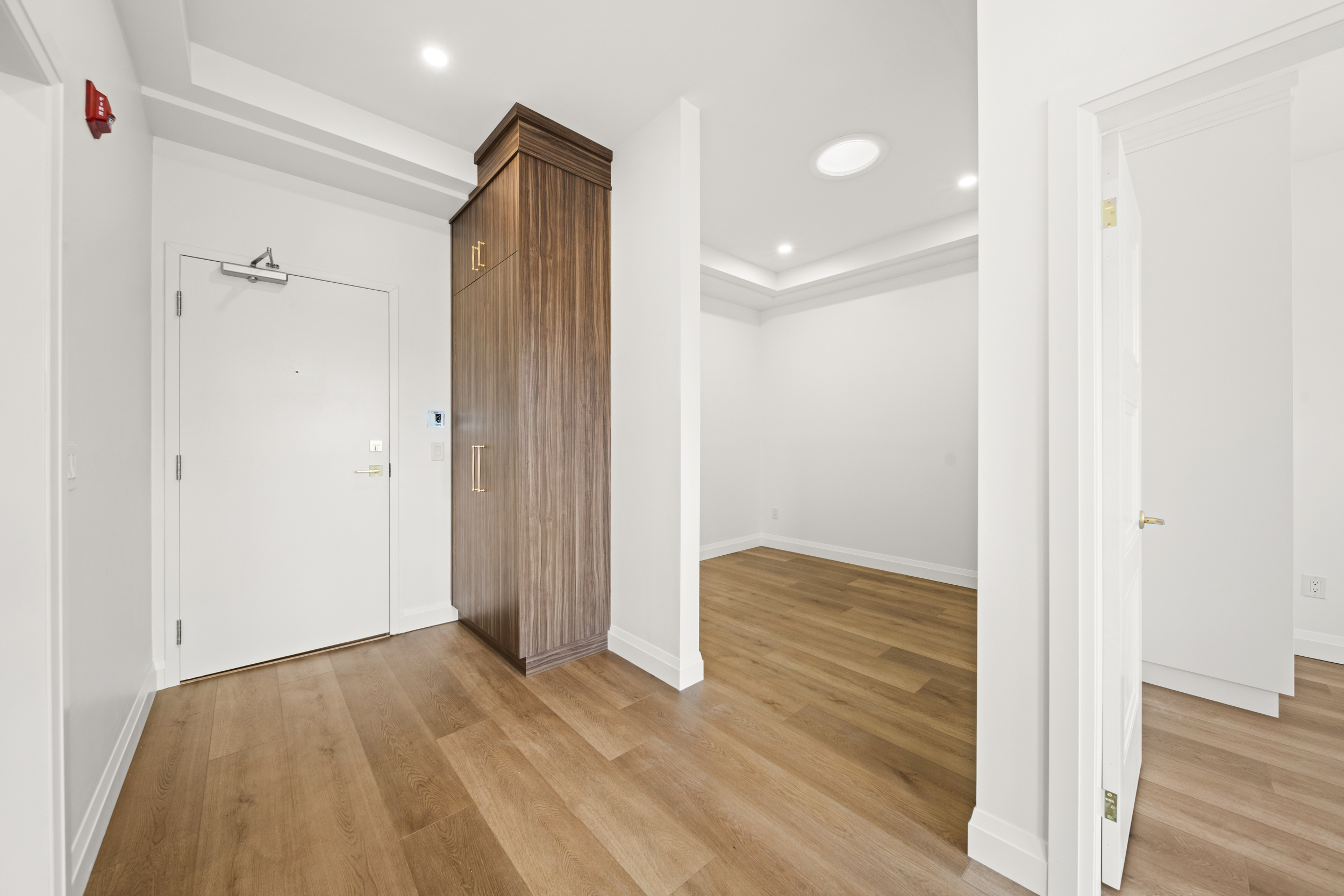 #3-153 Main Street E