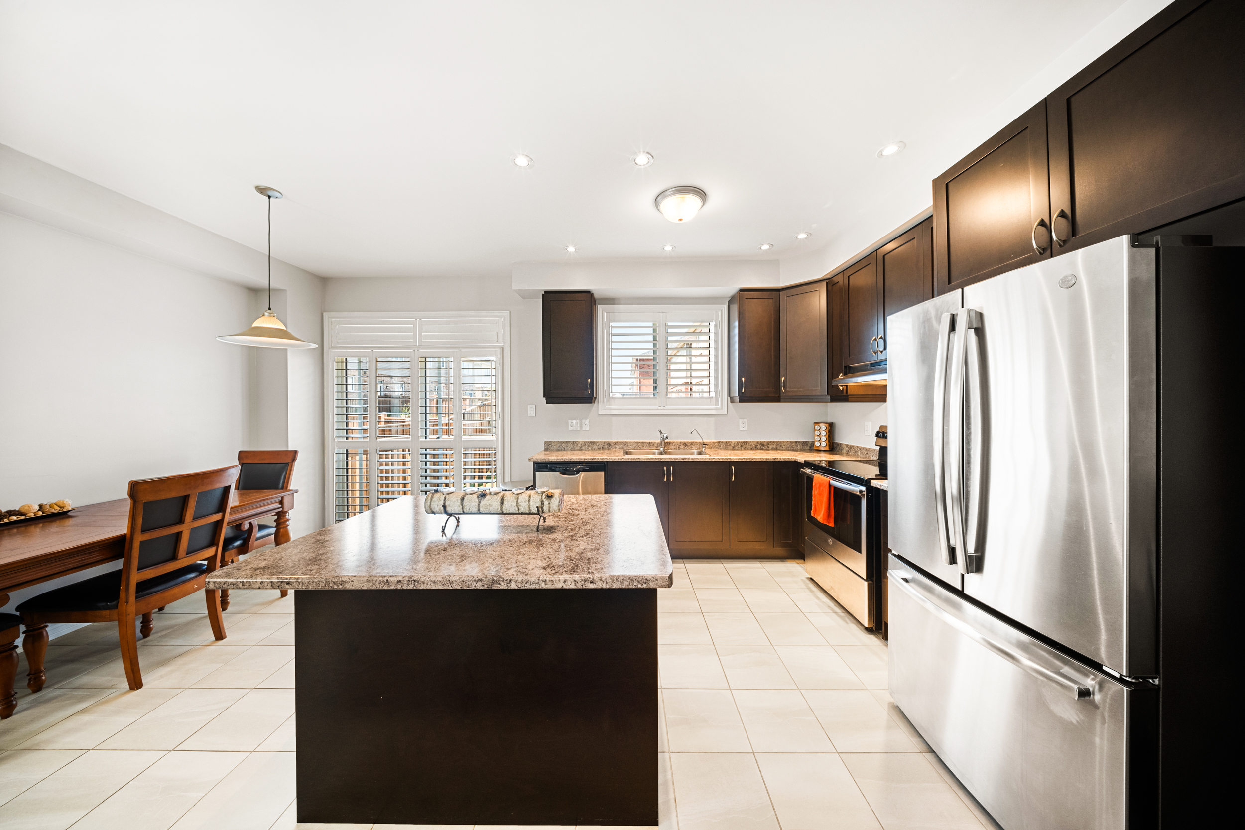 10 Barlow Place