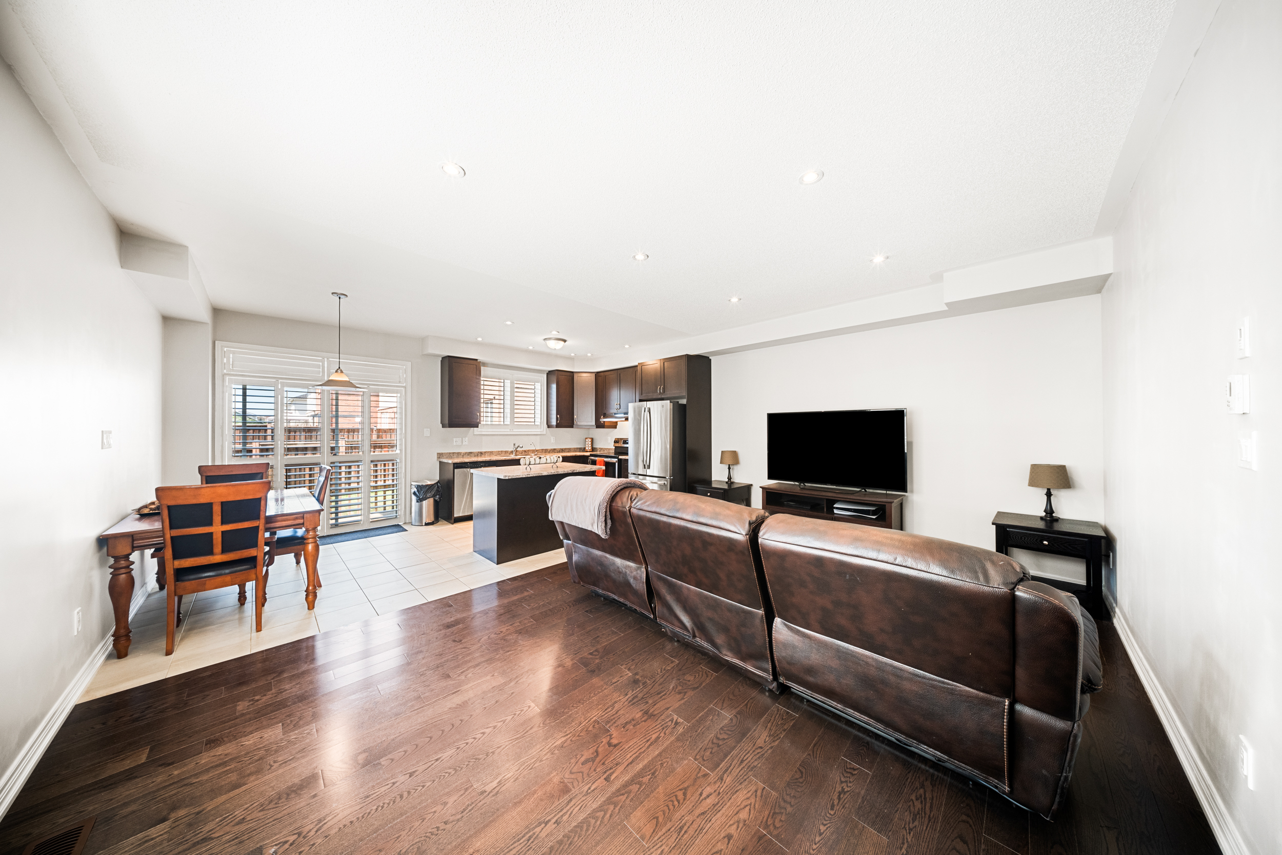 10 Barlow Place
