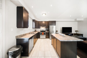 10 Barlow Place