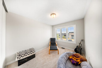 10 Barlow Place