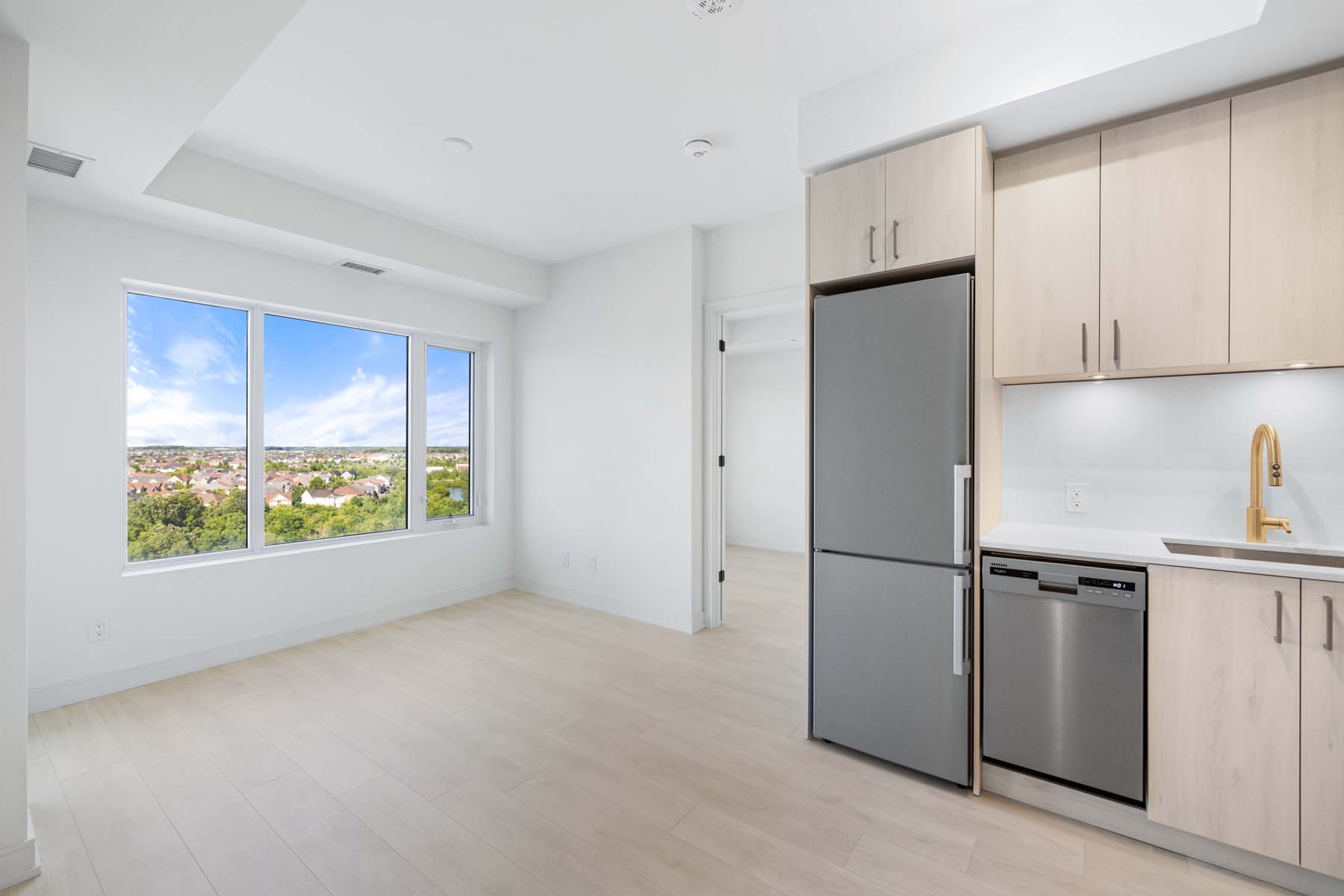 #1009-8010 Derry Road
