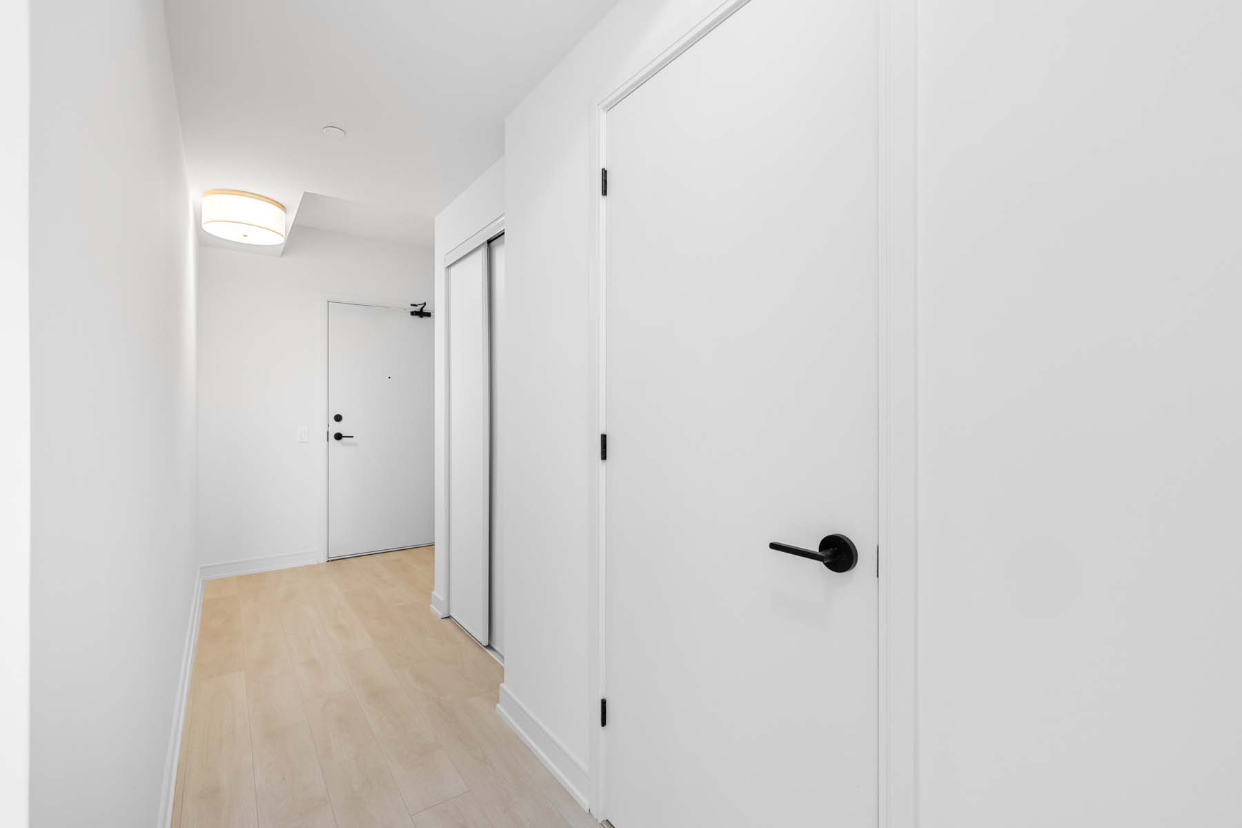 #1009-8010 Derry Road