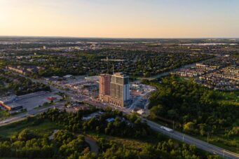 #1009-8010 Derry Road