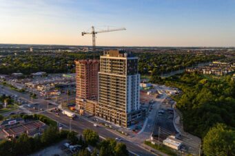 #1009-8010 Derry Road