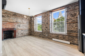 #304-163 Main Street E