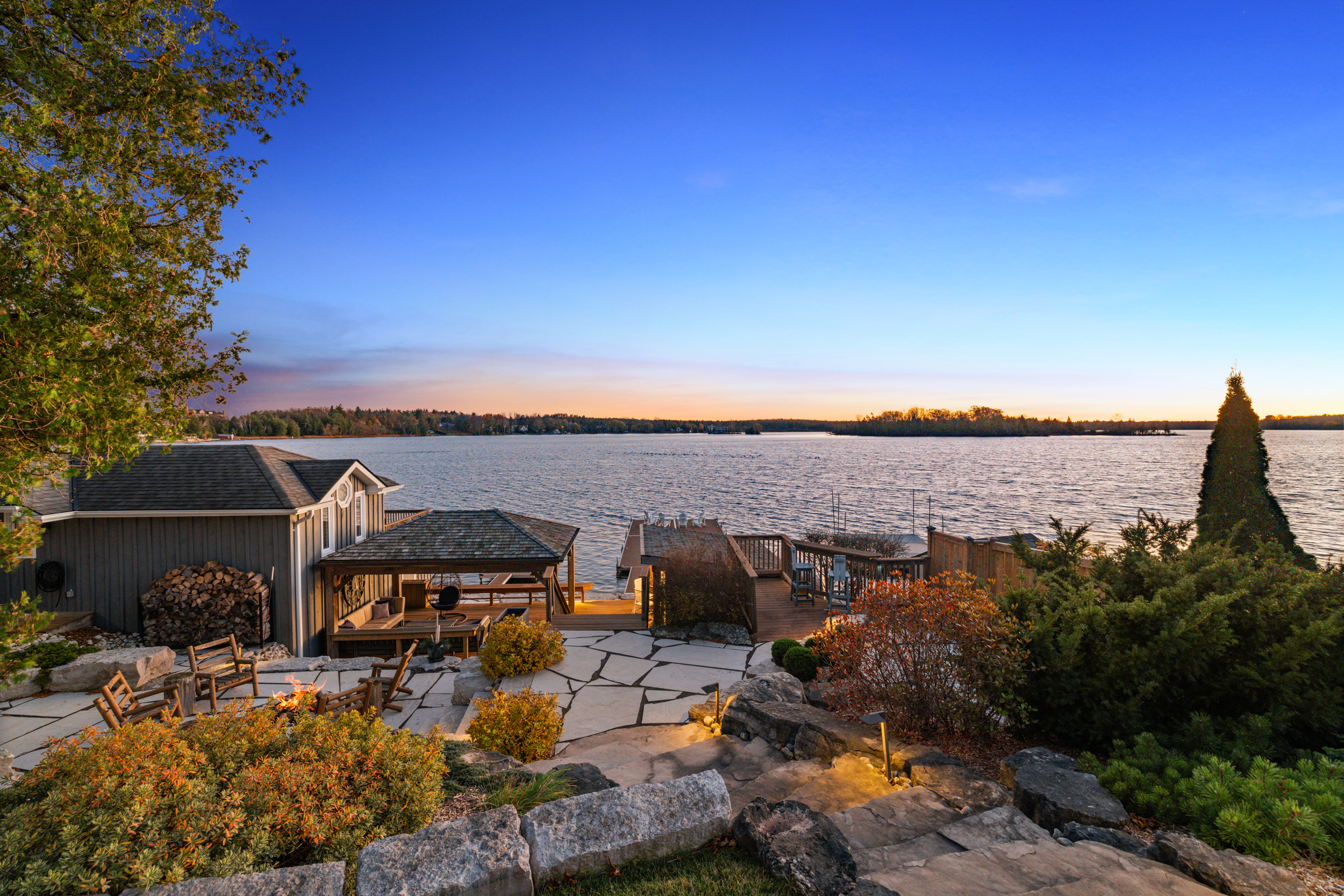 9 Lake Avenue E