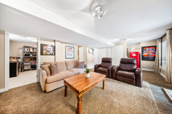 144 Endeavour Drive