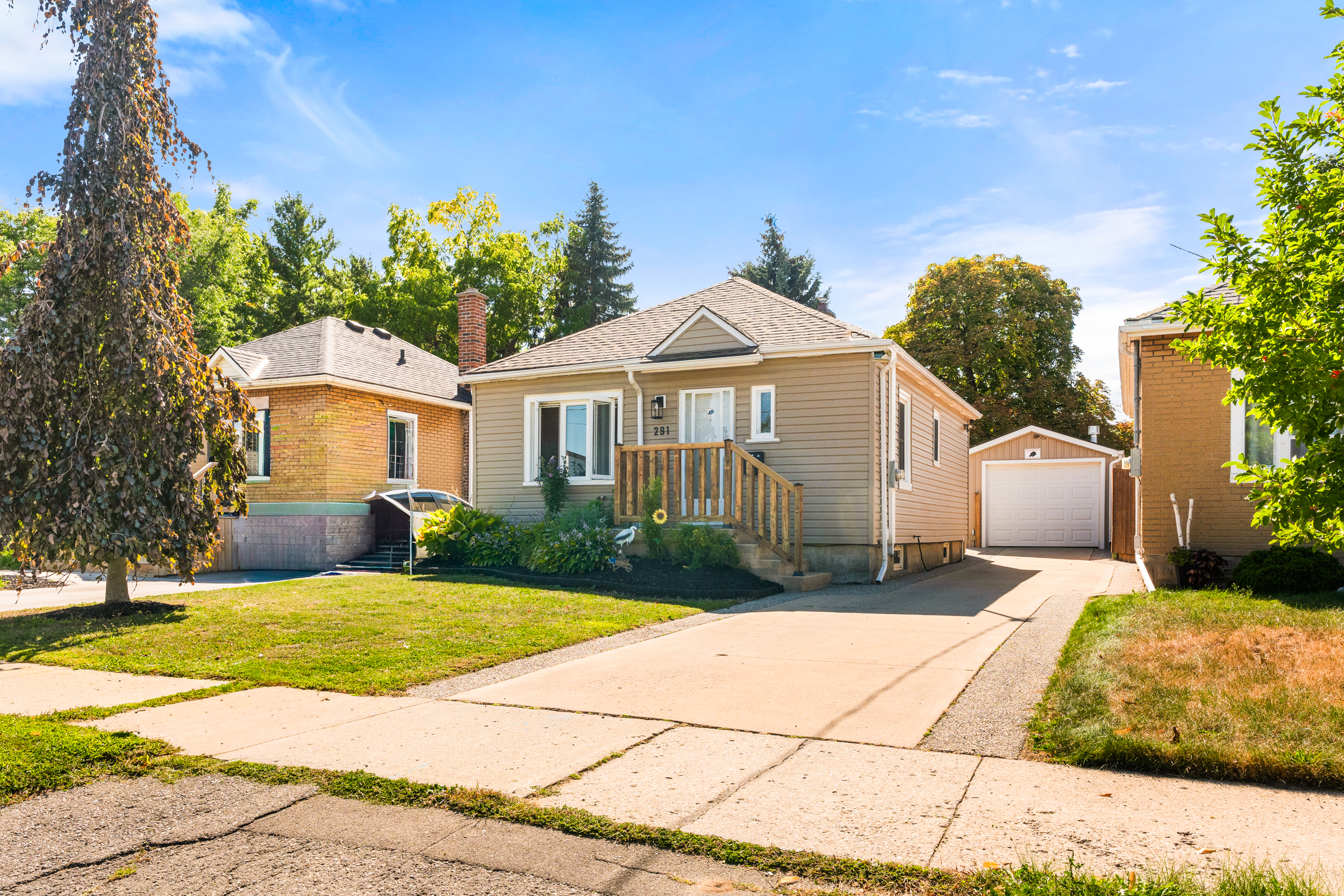 291 Maple Avenue