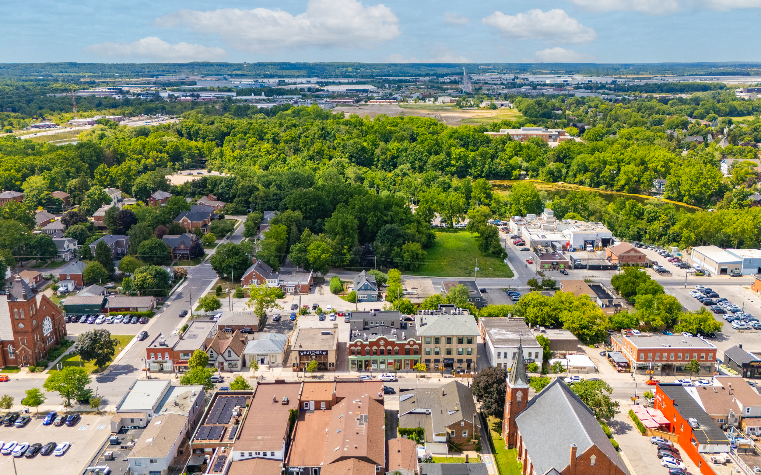 #1-153 Main Street E, Milton