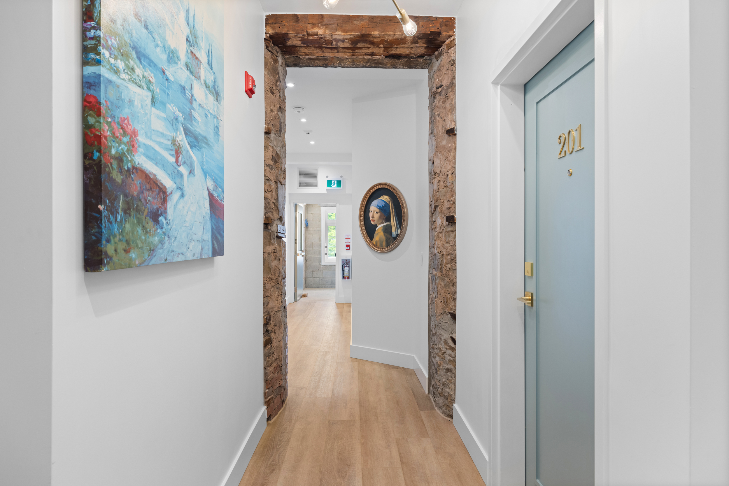 #303-163 Main Street E, Milton