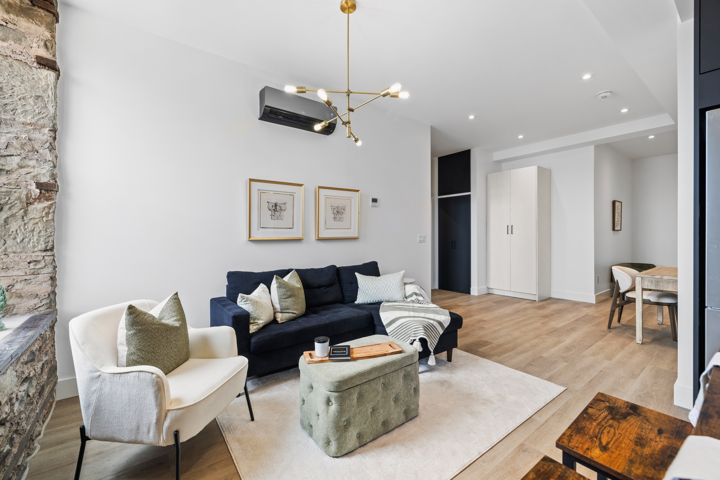 #303-163 Main Street E, Milton