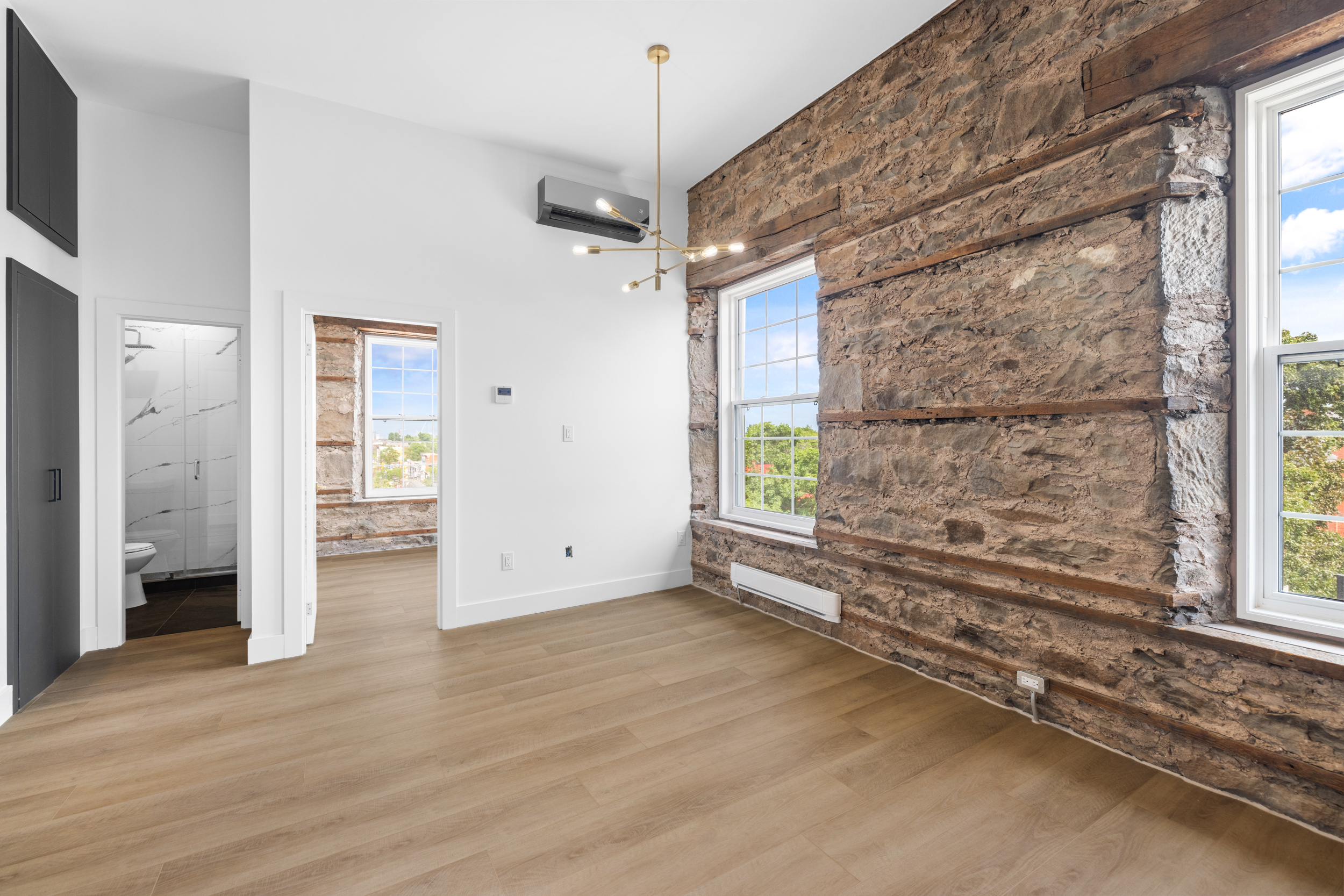 #303-163 Main Street E, Milton