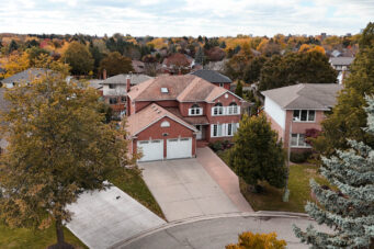 47 Burnt Ember Court