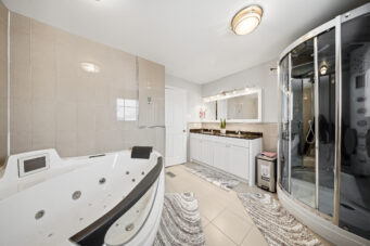 47 Burnt Ember Court, Kitchener