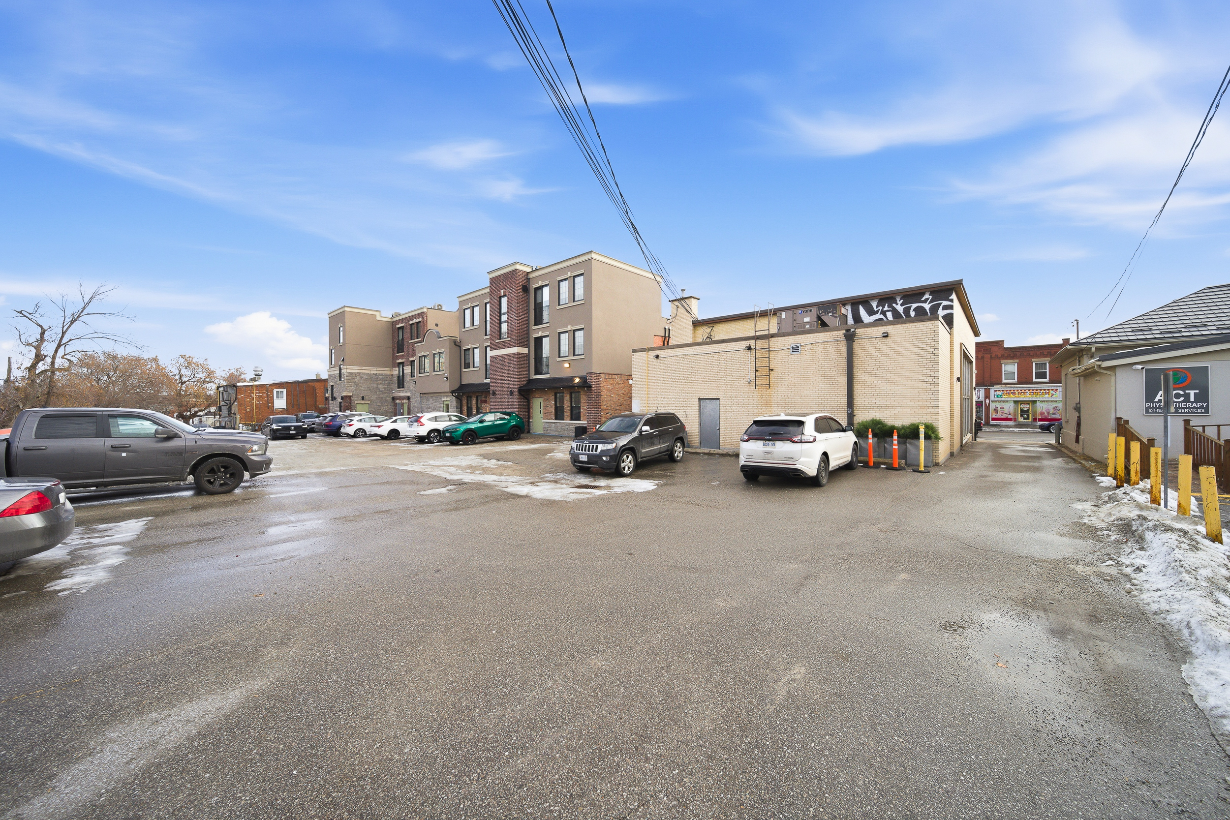 147 Main Street E, Milton