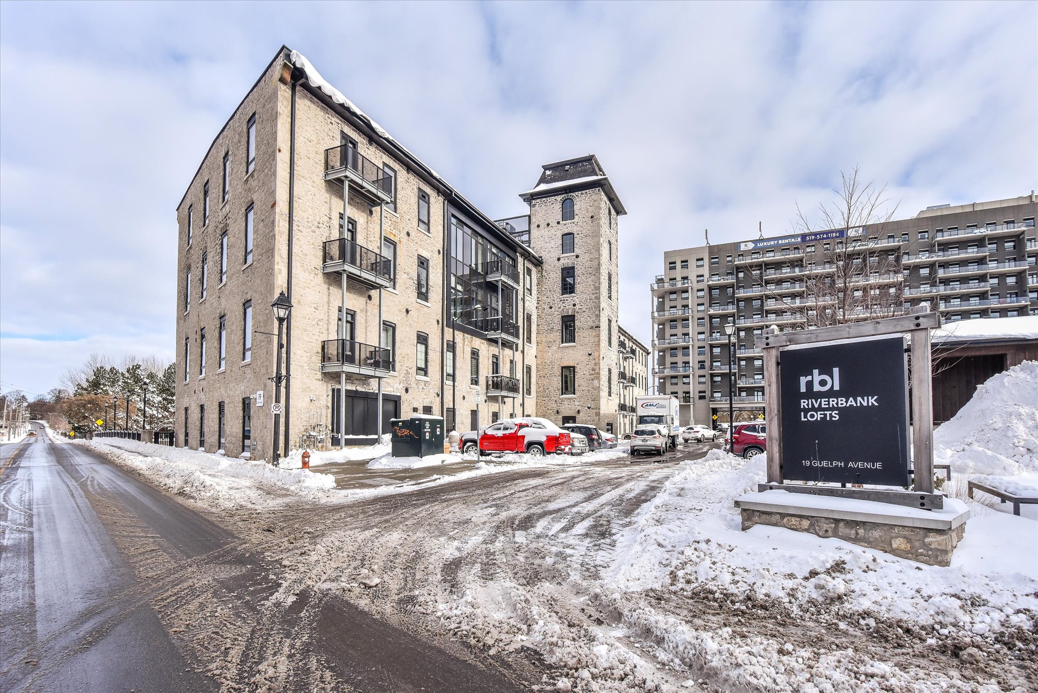 #106-19 Guelph Avenue