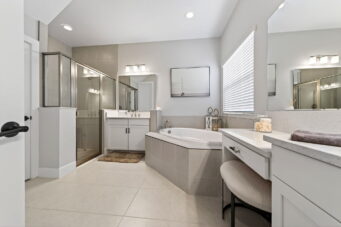 11615 GLEAMING TERRACE, WELLEN PARK, VENICE, FLA