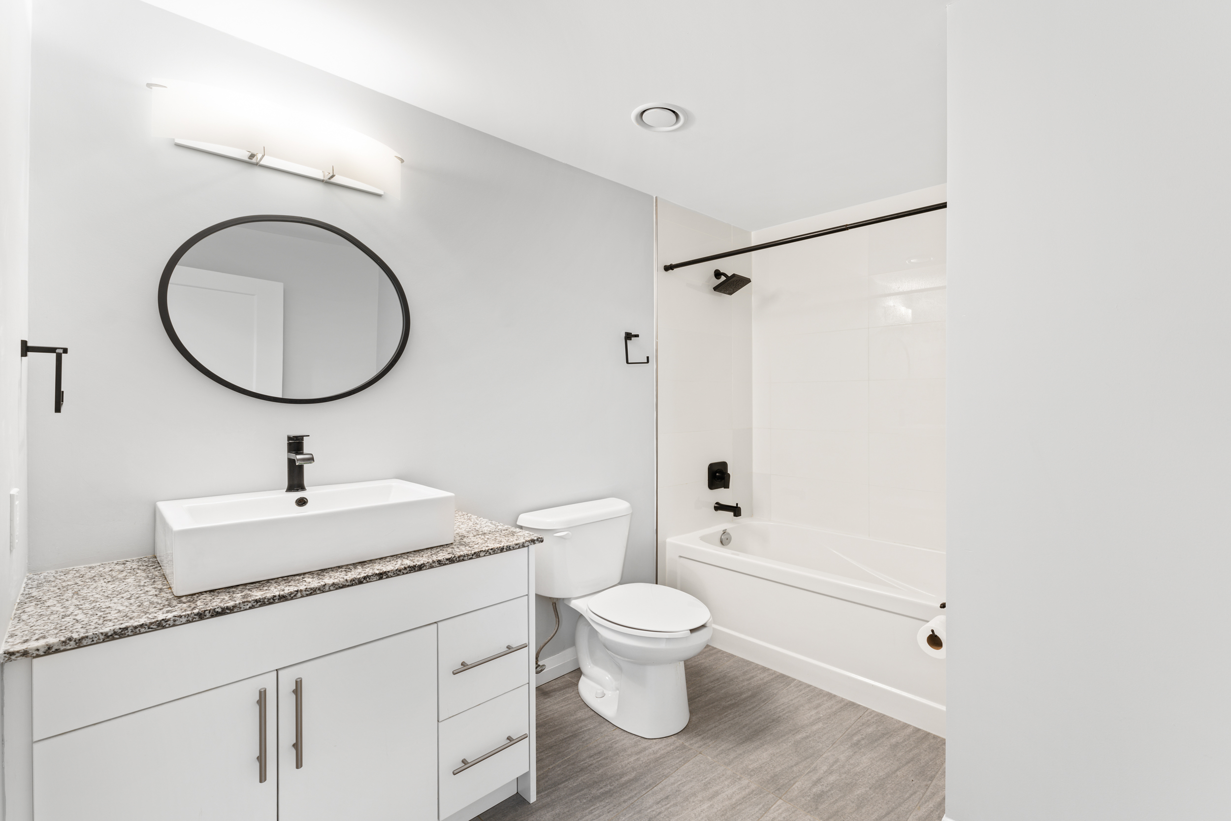 2172-60 Charles Street W