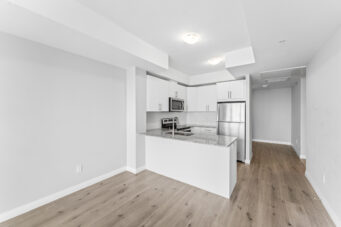 2172-60 Charles Street W