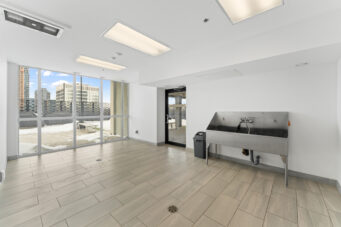 2172-60 Charles Street W