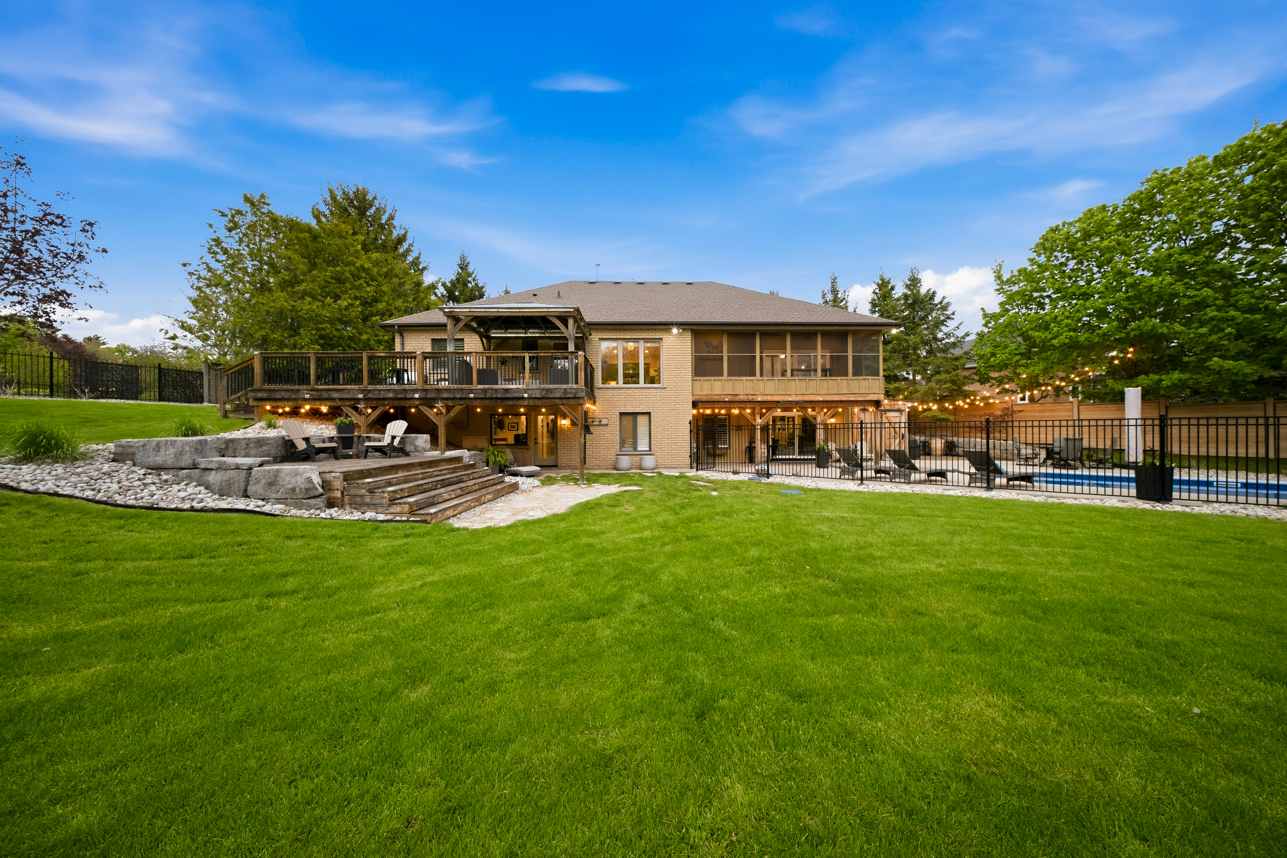 1 McDonald Place