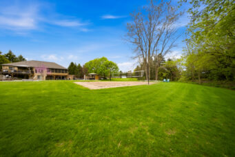 1 McDonald Place