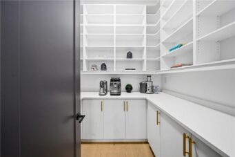 188 Niska Road, Guelph