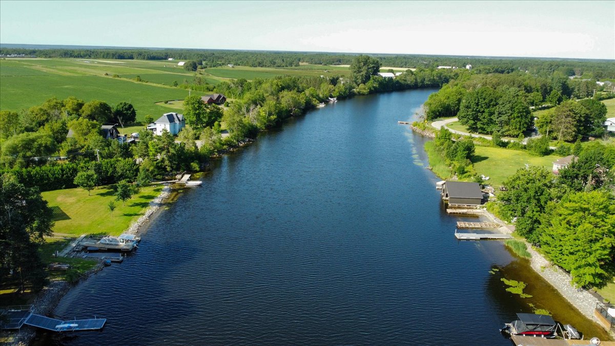 411 CHAMPAGNE RD, STURGEON FALLS