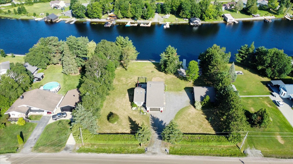 411 CHAMPAGNE RD, STURGEON FALLS