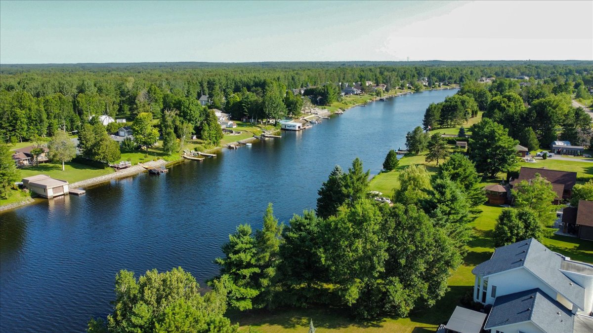 411 CHAMPAGNE RD, STURGEON FALLS