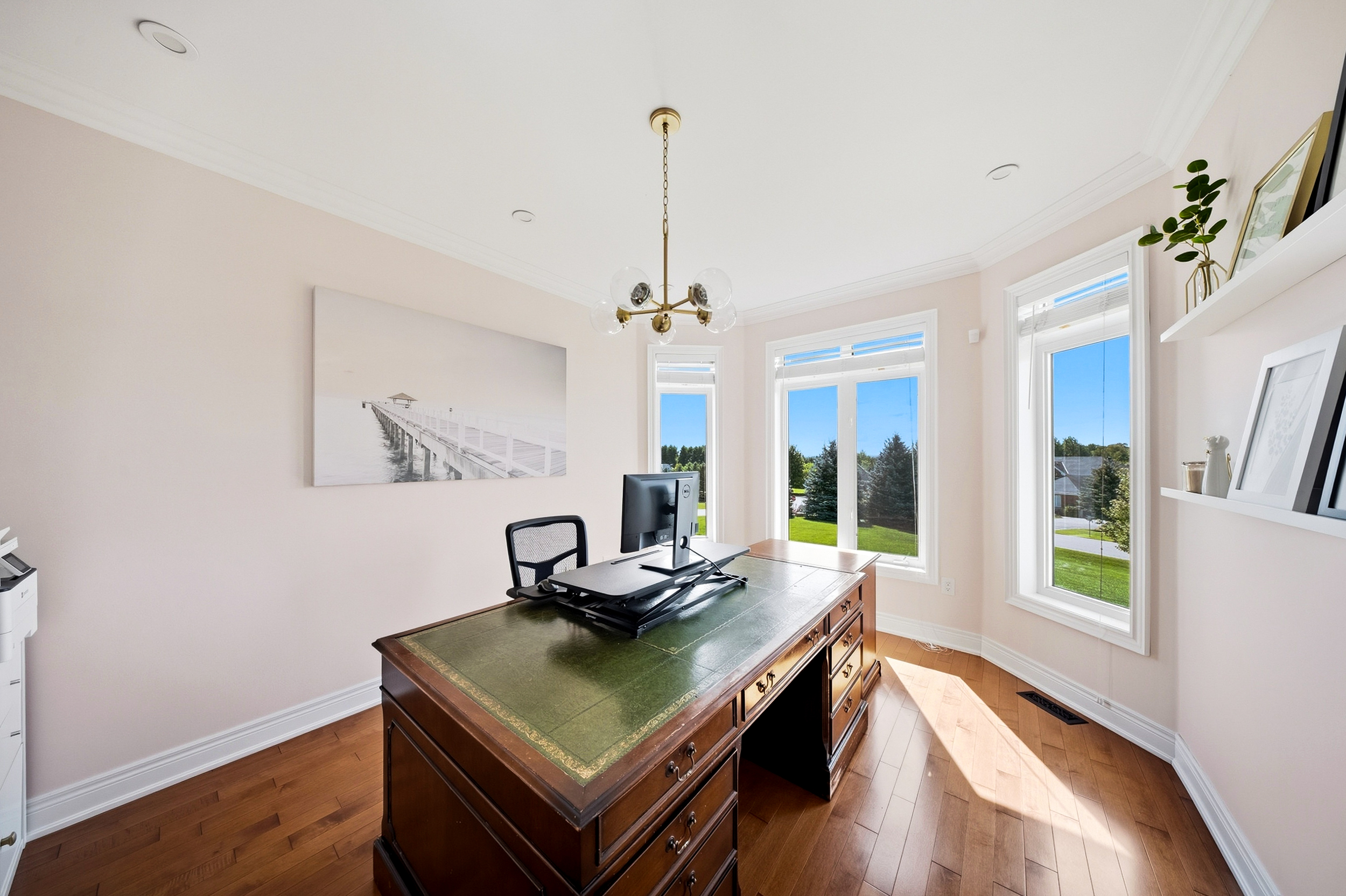 4 MORRISON COURT