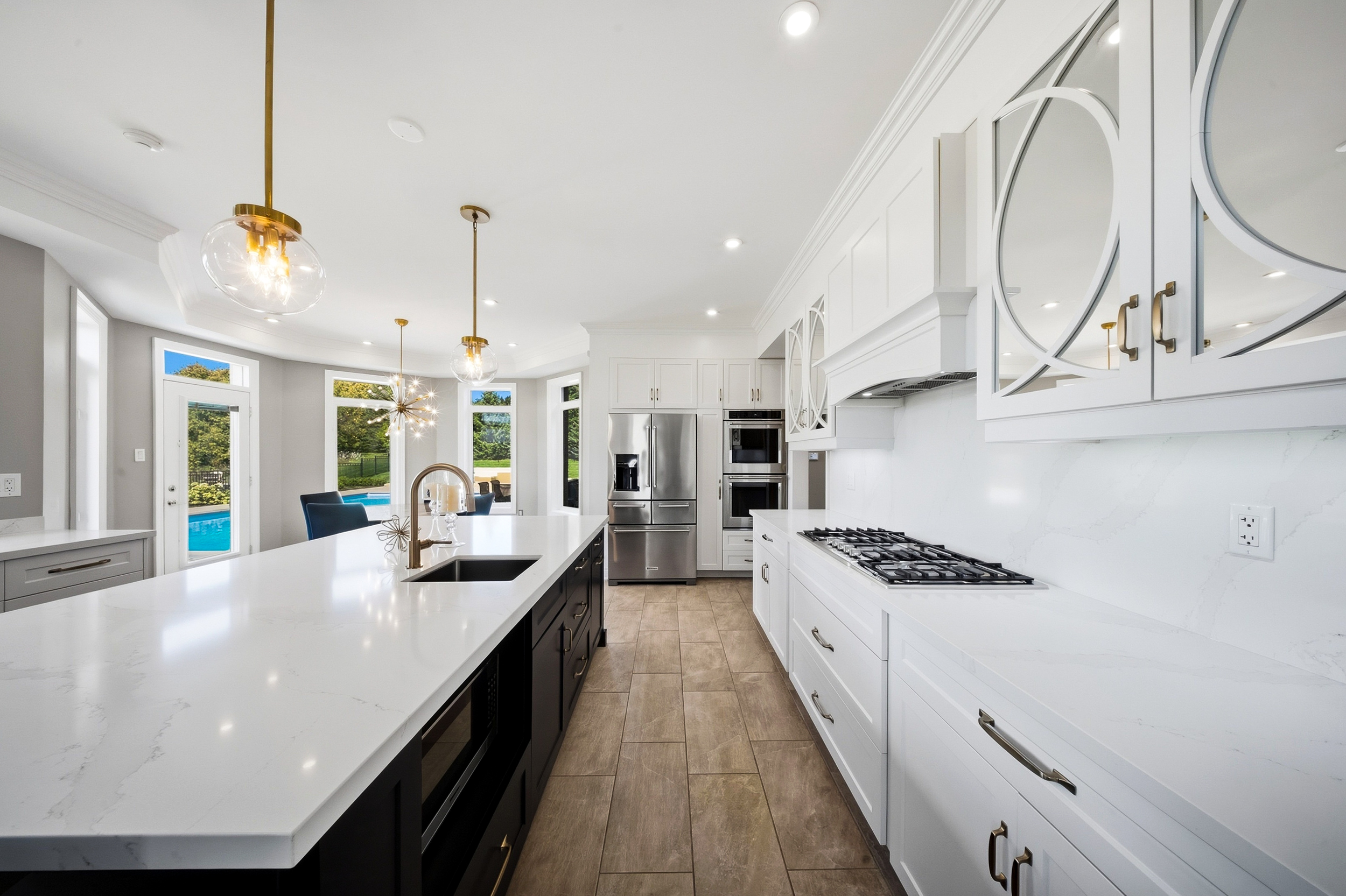 4 MORRISON COURT